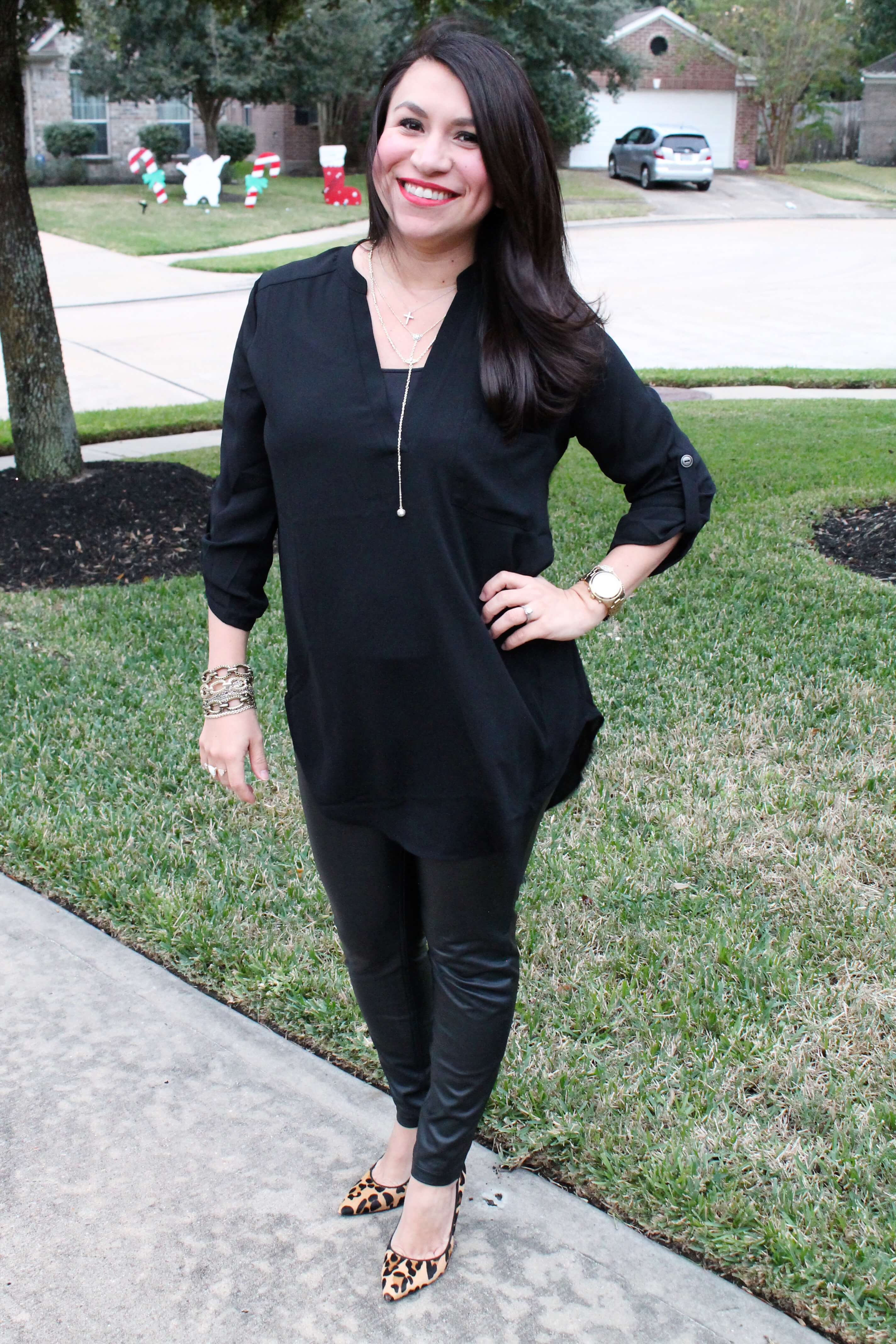 Black, chic, and casual holiday look. Perfect for date night or a casual but festive night out with the girls. 