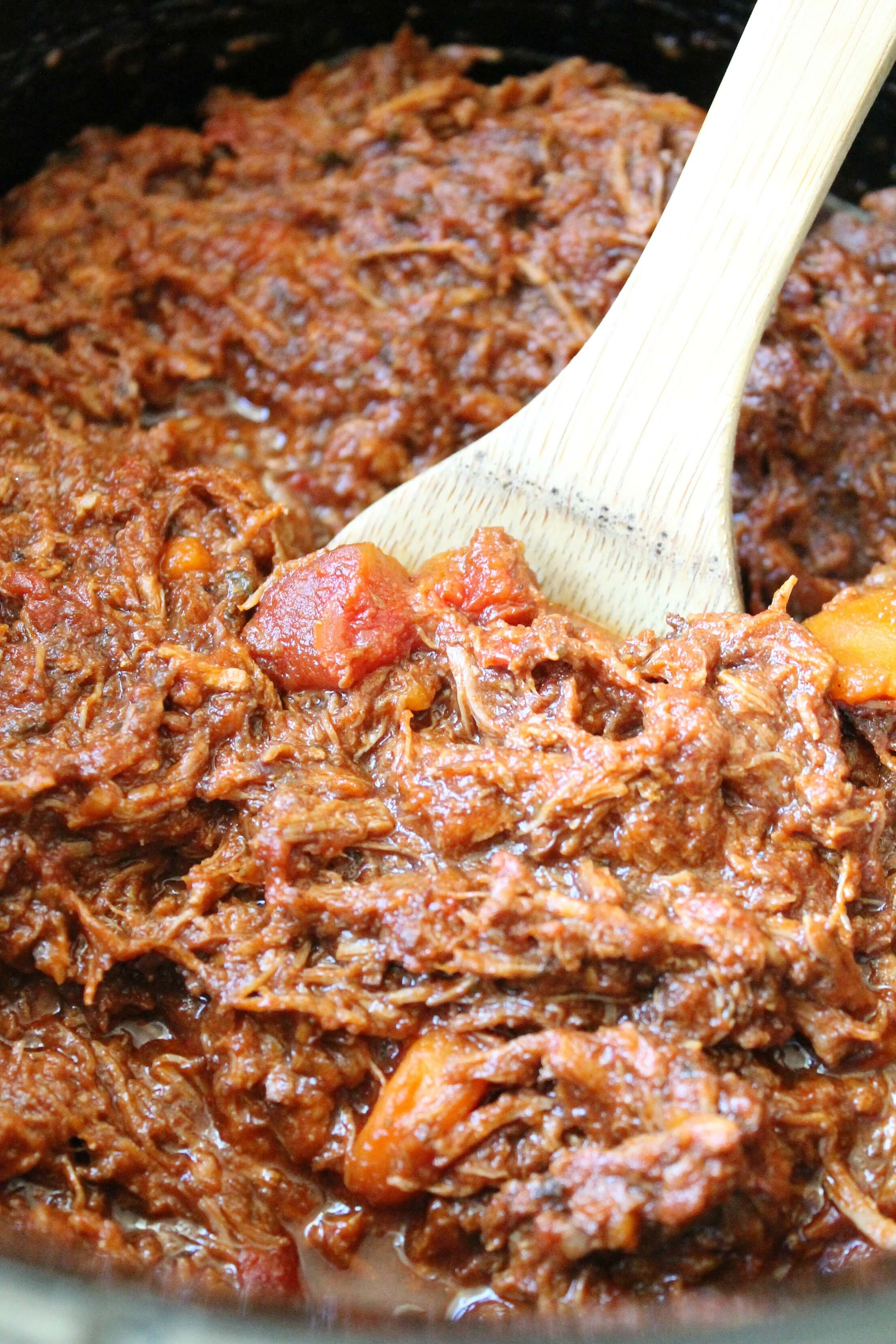 Slow Cooker Beef Ragu with Pappardelle. The best comfort food for a cold, winter day. #SimmeredinTradition #Ragu