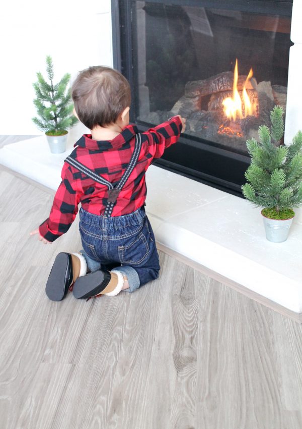 How to Embrace the Holidays with Littles & Not Be Stressed