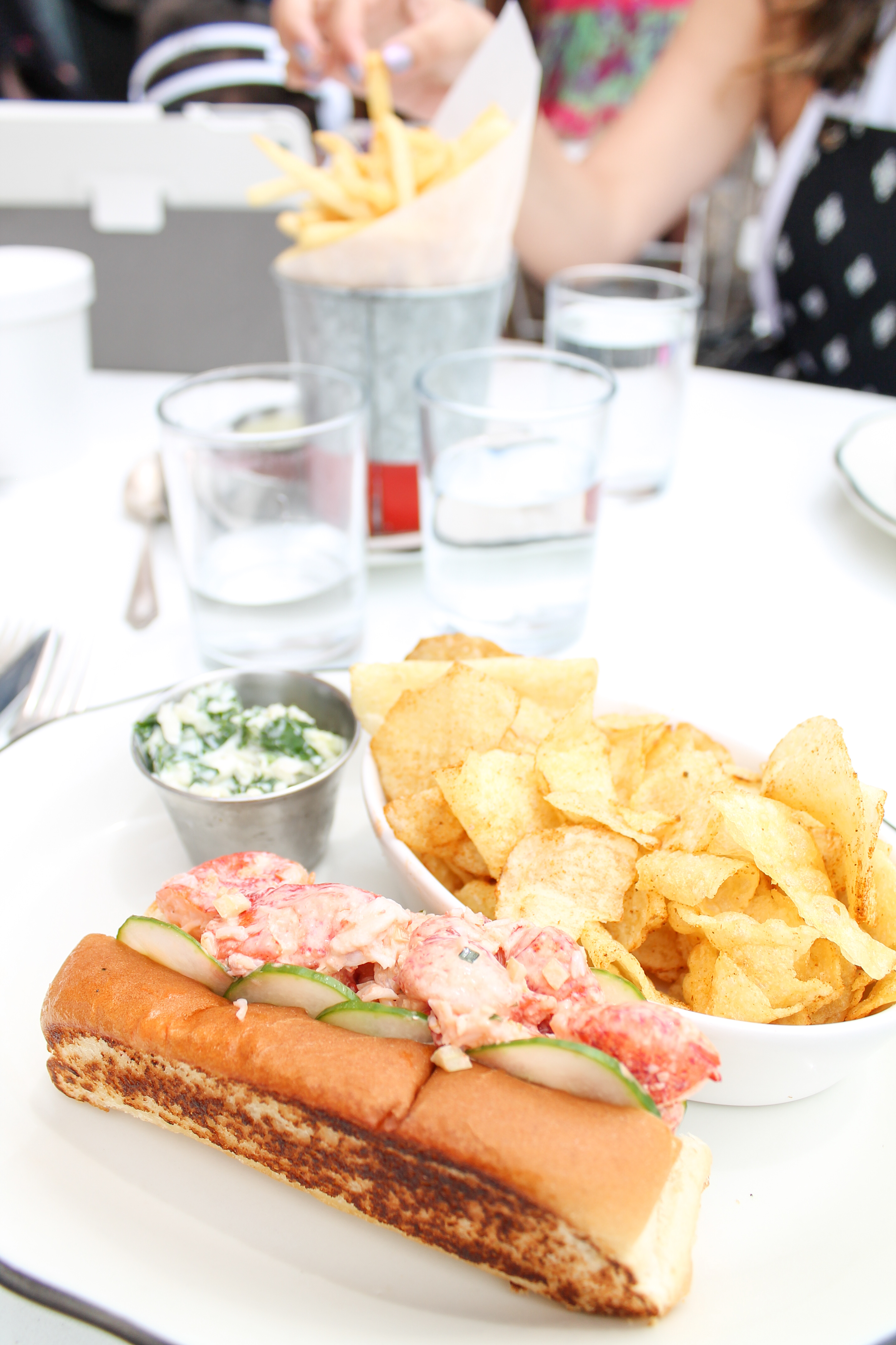 A must read! An NYC restaurant guide featuring all of New York City's best restaurants, from brunch to late night dinners. It even details key dishes to try at each restaurant! Grand Banks is on the list!