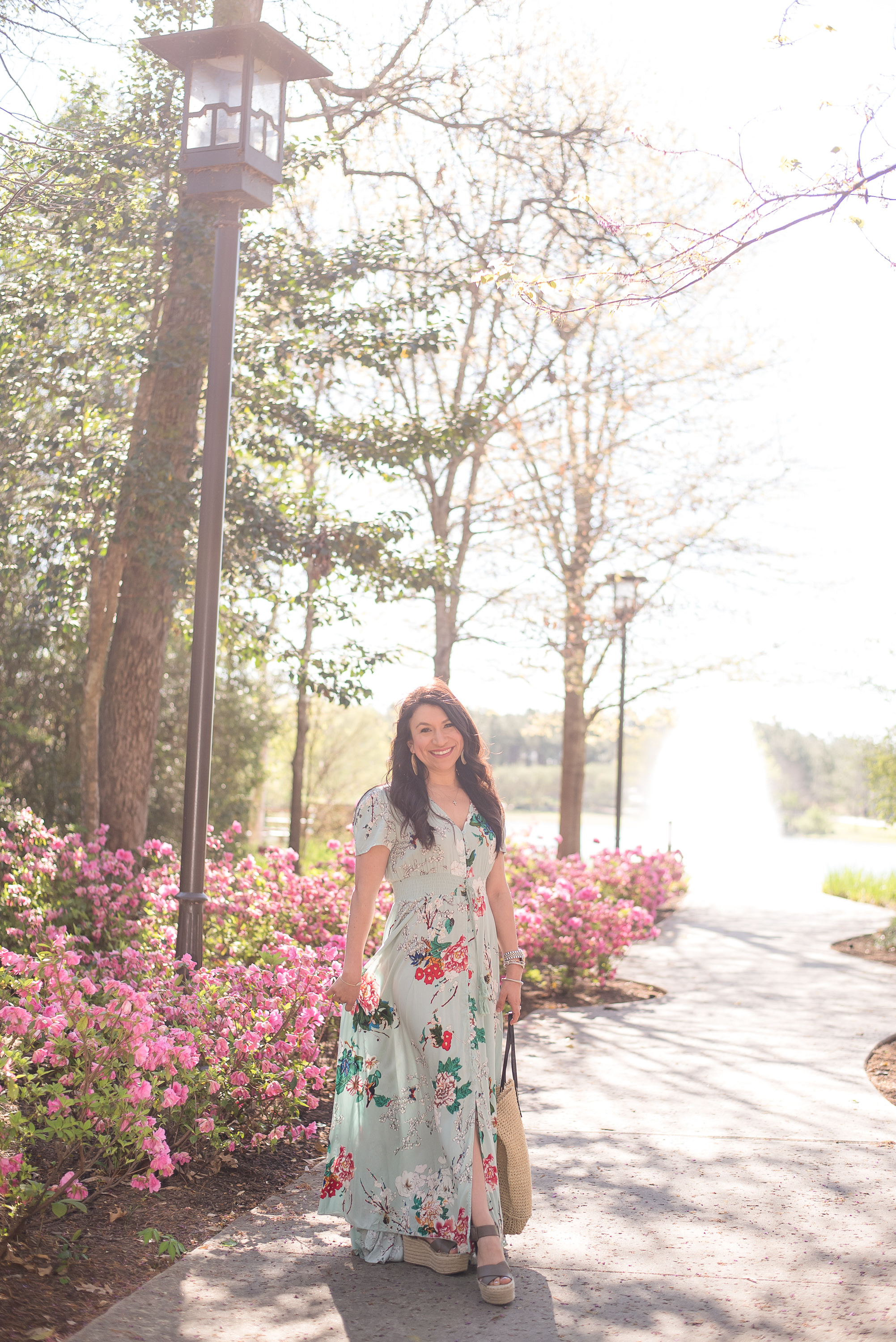 The best spring and summer dress under 30 dollars! #momstyle #fashioninspo #dress #springdresses #fashionchallenge #style challenge Photo by Tiffany Harston Photography - Atascocita family photographer, Eagle Springs photographer