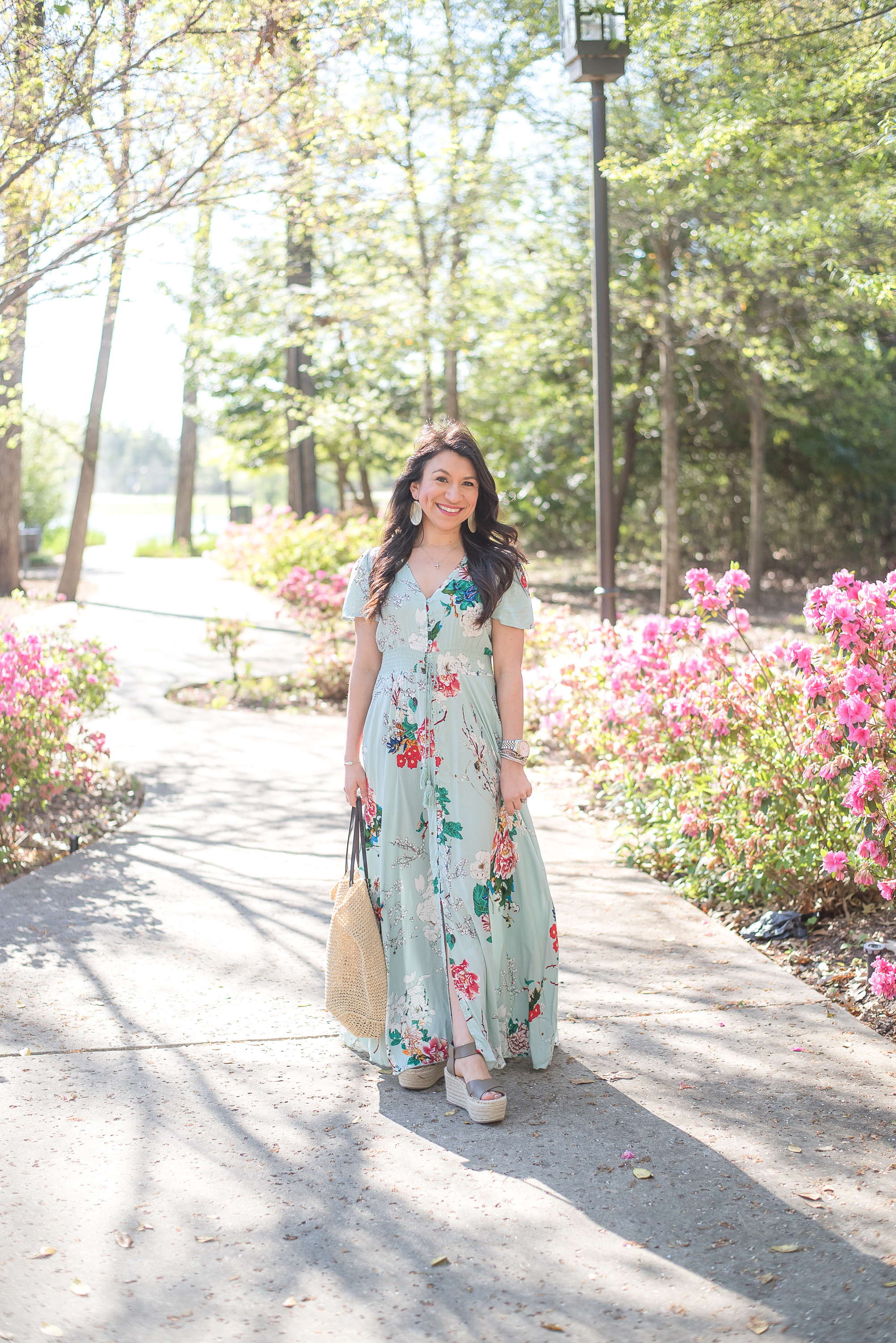 The best spring and summer dress under 30 dollars! #momstyle #fashioninspo #dress #springdresses #fashionchallenge #style challenge Photo by Tiffany Harston Photography - Atascocita family photographer, Eagle Springs photographer