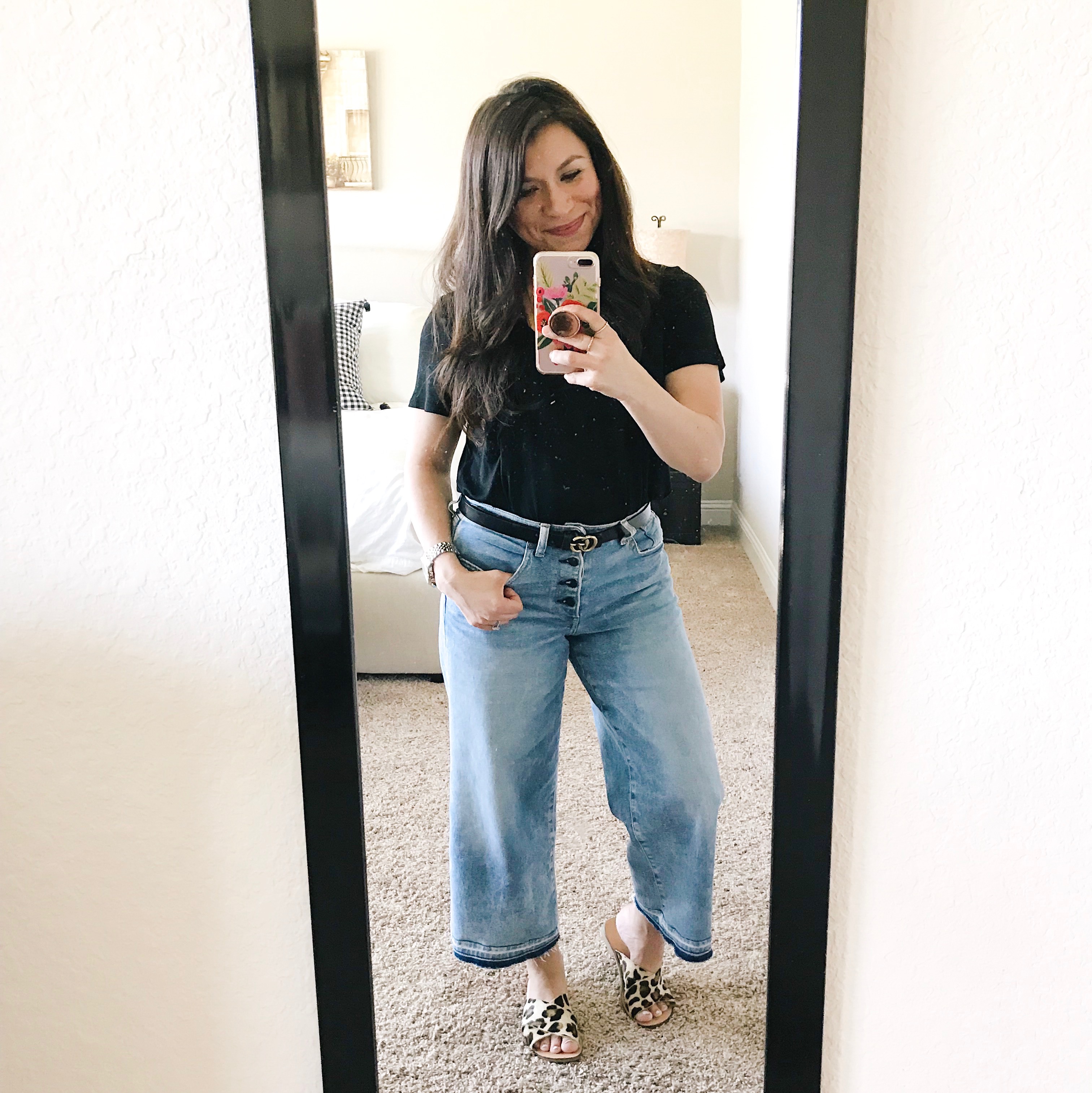 Casual mom style outfit of the day. Jeans and tshirt with a pop of leopard print. Love!