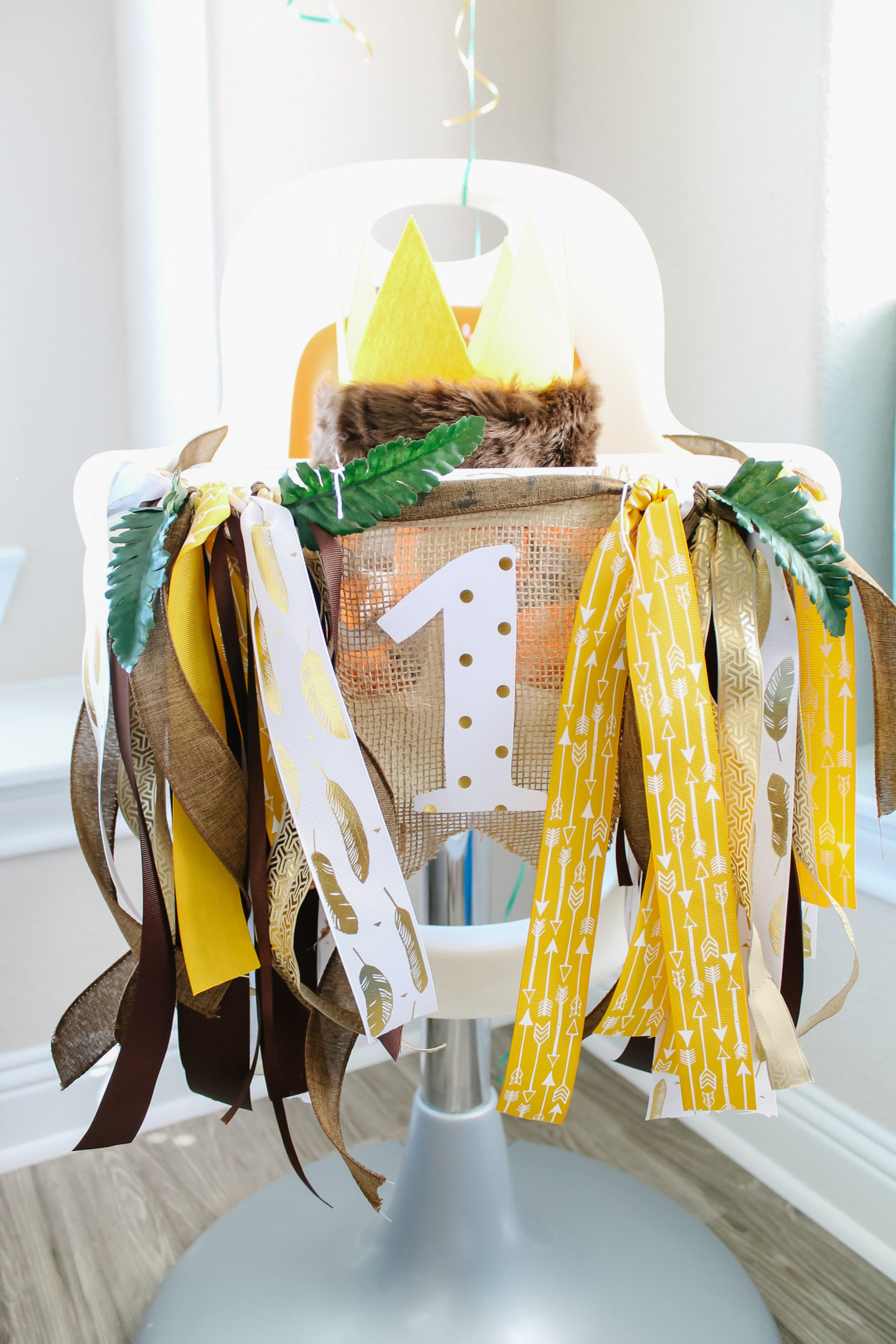 The cutest WILD ONE birthday party inspired by Where the Wild Things Are! Easy DIYs to recreate a simple and fun first birthday party! The crown is my favorite! #diy #party #wildone #firstbirthday