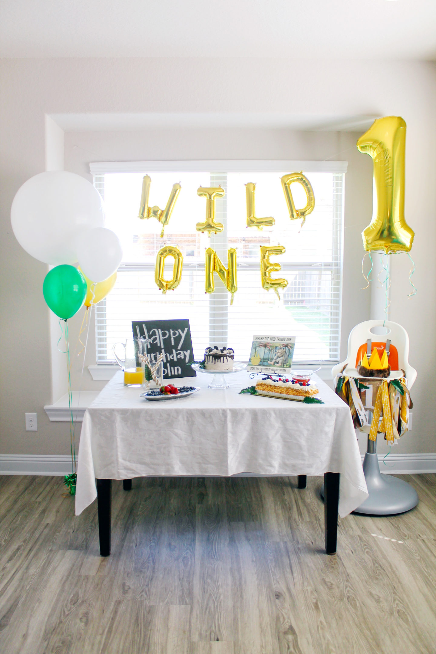 The cutest WILD ONE birthday party inspired by Where the Wild Things Are! Easy DIYs to recreate a simple and fun first birthday party! #diy #party #wildone #firstbirthday