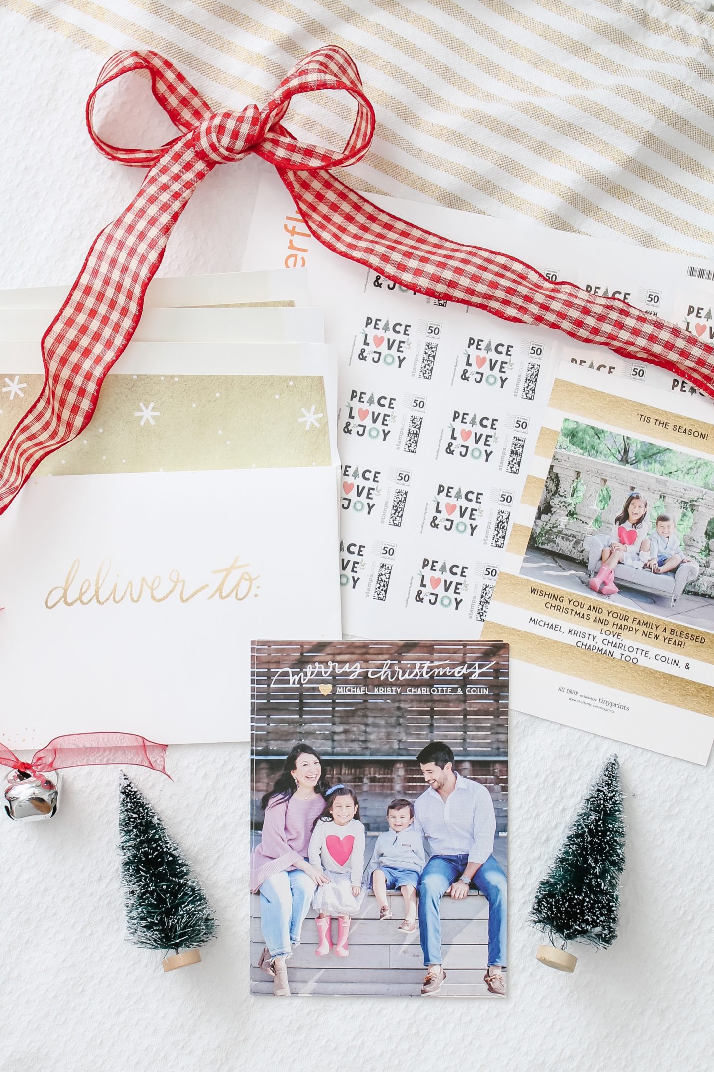 The cutest Christmas card tradition! #christmas #christmascards