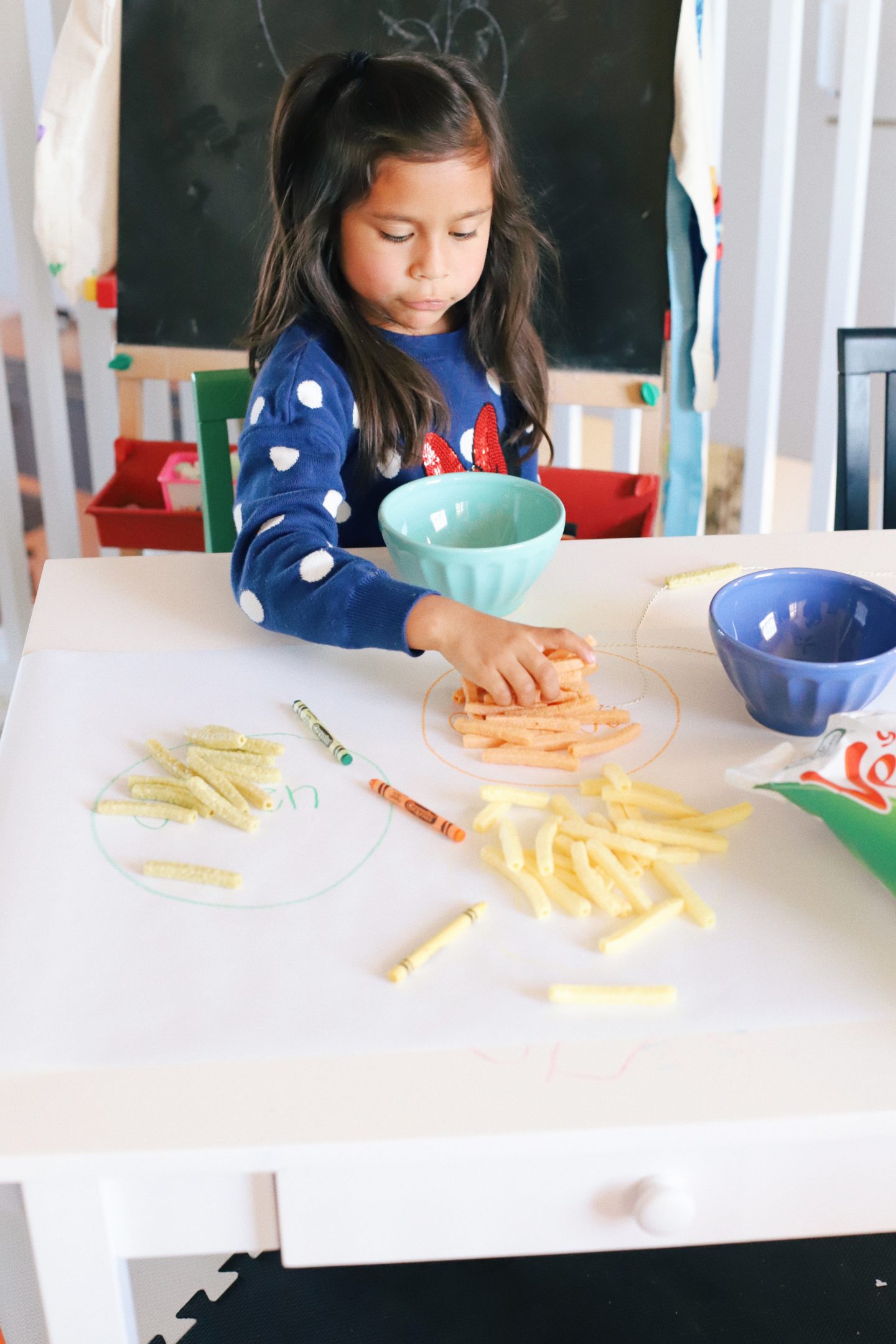 Fun Winter Indoor Craft & Activity :: Veggie Straws Necklace Craft and  Sorting Activity - Seven Graces