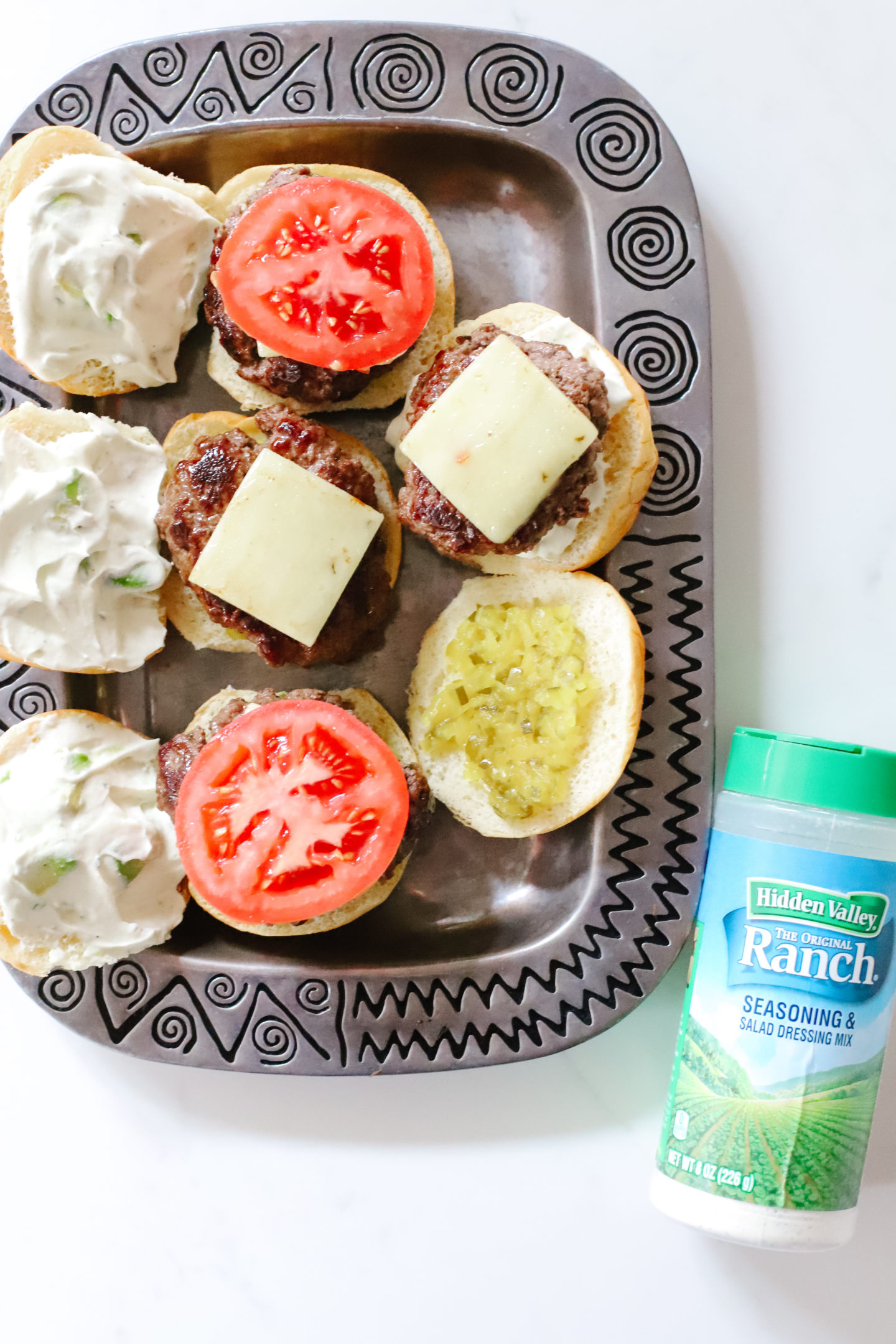 Ranch Cheeseburger Sliders that only take 15-minutes! So easy and delicious! The best weeknight dinner. #ad #HVRlove