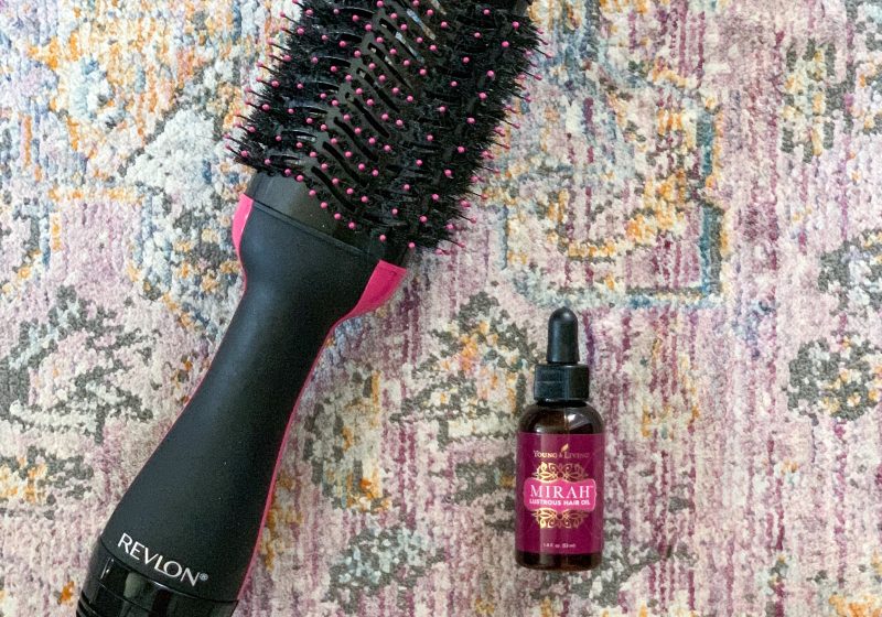 How to Achieve a Sleek 5-Minute Blowout at Home! The best, affordable hairstyling tool you need in your life.