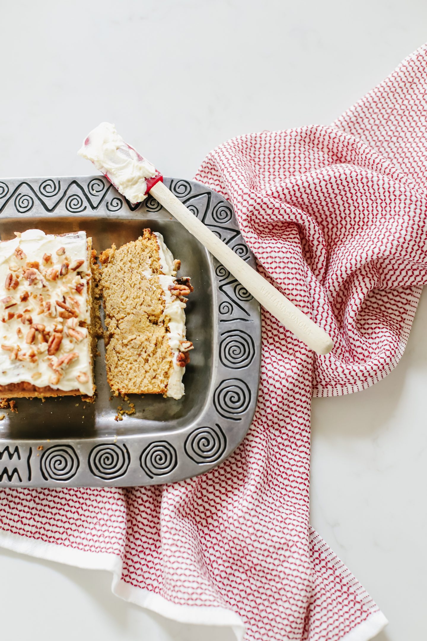 The best keto pumpkin bread with sugar-free cream cheese frosting! #keto #glutenfree