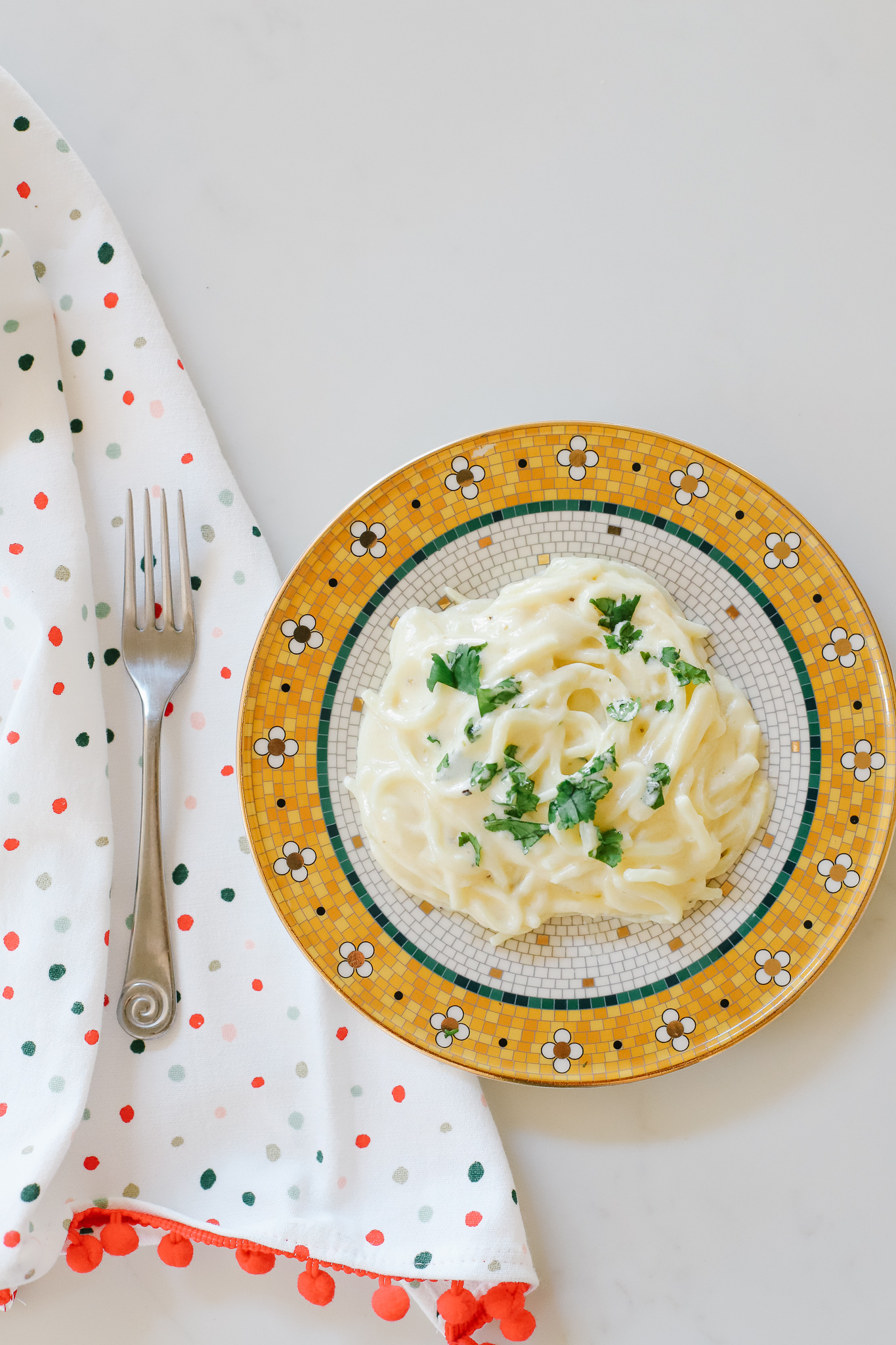 Easy keto dinner! The best Keto friendly alfredo pasta!!! So easy and so delicious. #lowcarb #keto #ketopasta #alfredosauce