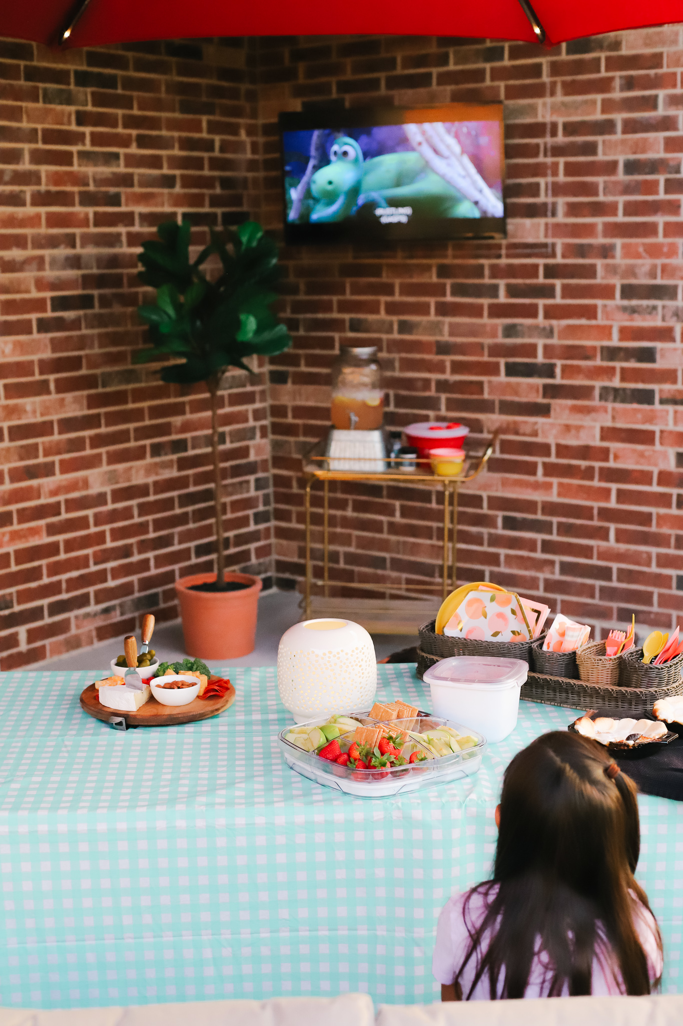 Tips for a fun family movie night!