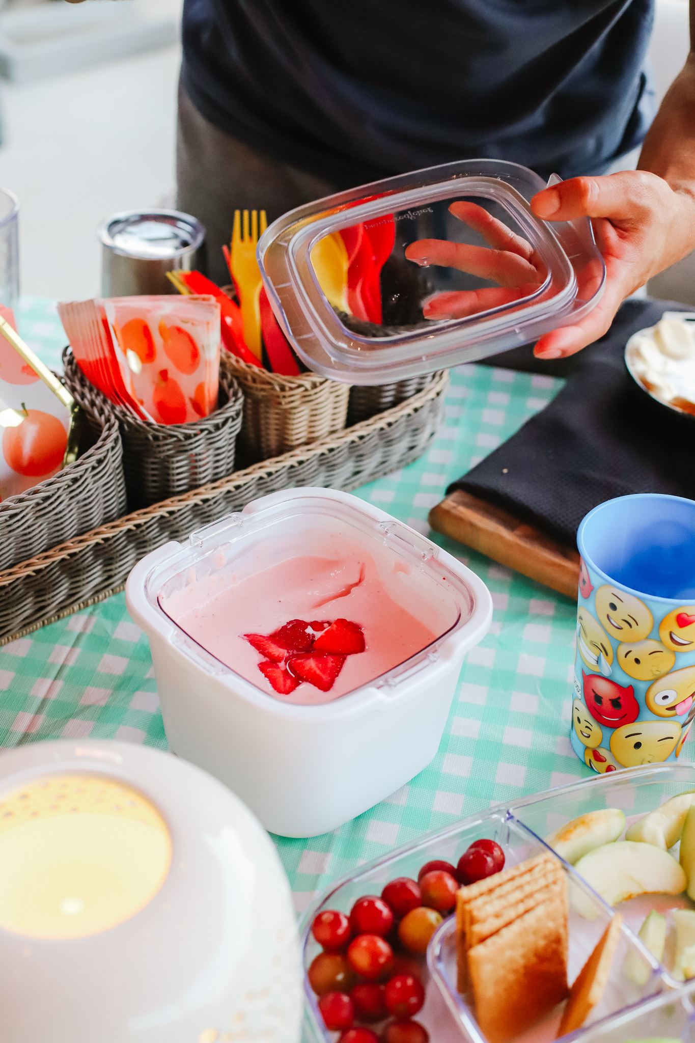 Pampered Chef Strawberry Cheesecake dip for the win! #ad