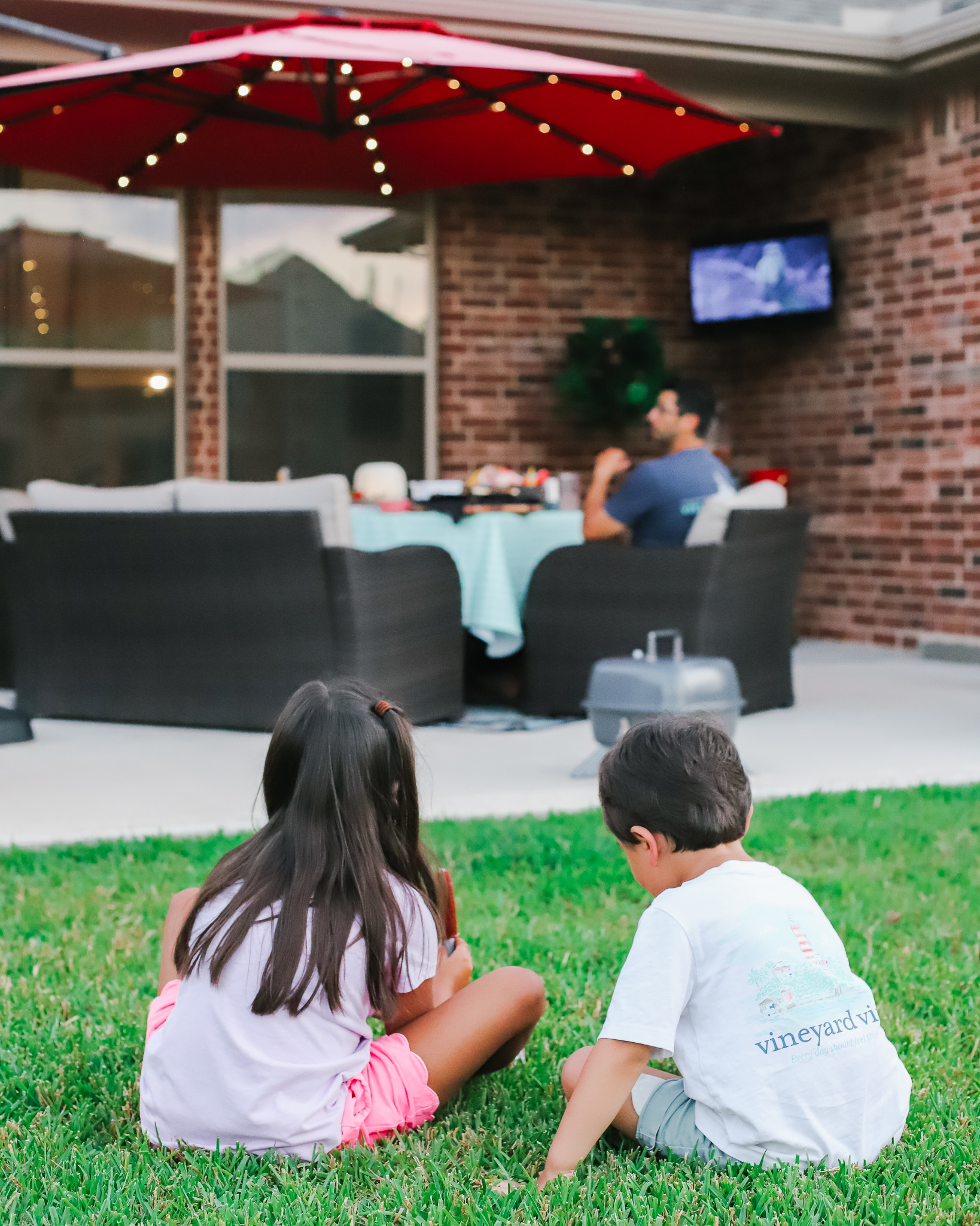 Backyard movie tips!