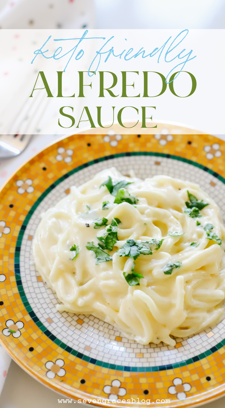 Easy Keto dinner. Homemade alfredo sauce: The best Keto-friendly alfredo pasta!!! So easy and so delicious. #lowcarb #keto #ketopasta #alfredosauce